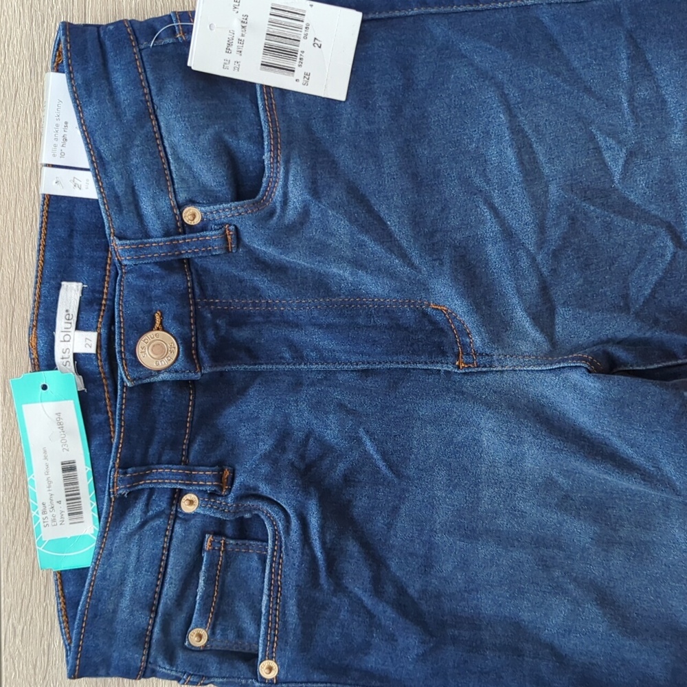 STS BLUE Ellie Skinny 10" High Rise Jean- 4 - Picture 3 of 10